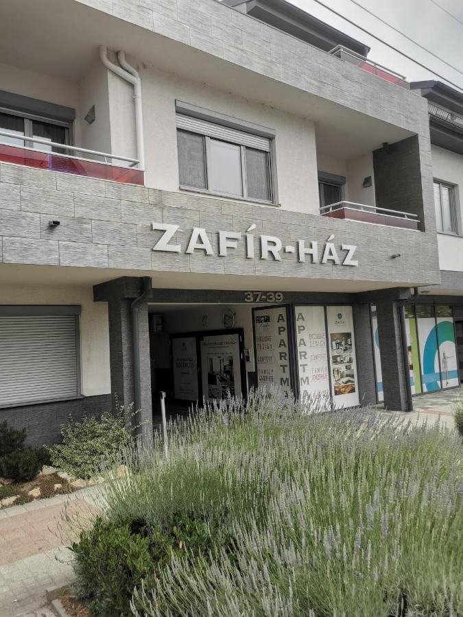 Szabo Lux Apartman Шарвар Экстерьер фото